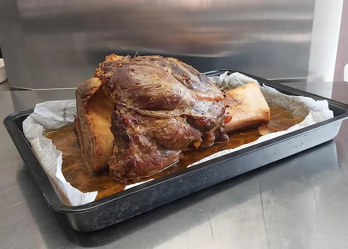 مزرعة للإقامة Moon Garden Mongardino