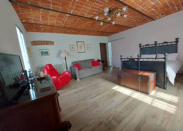 Moon Garden مزرعة للإقامة *